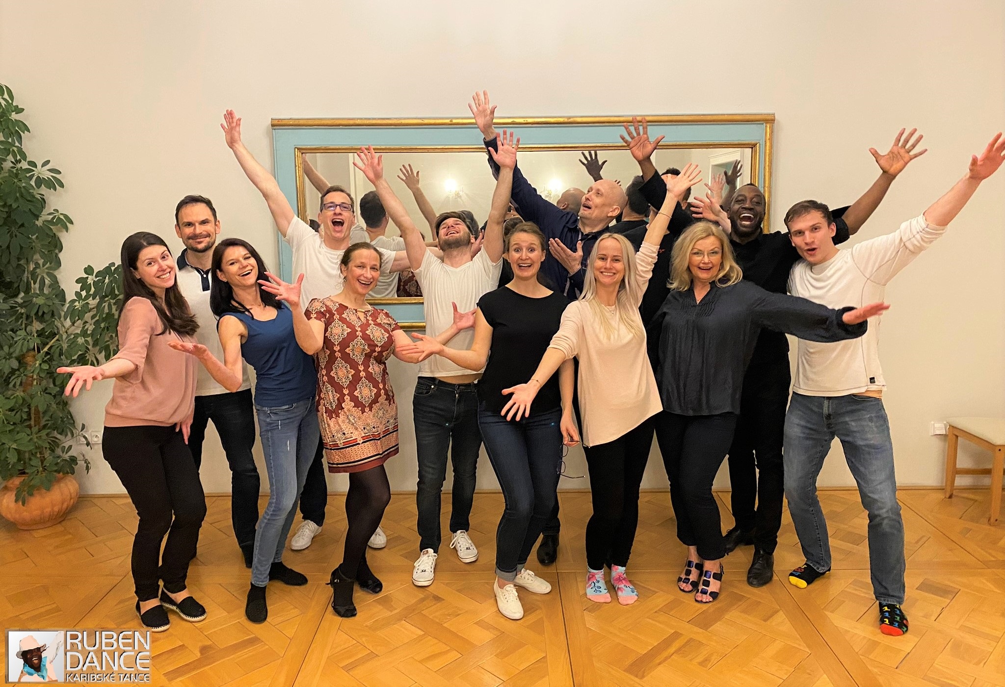 Kurzy salsy bachaty praha radost u ruben dance